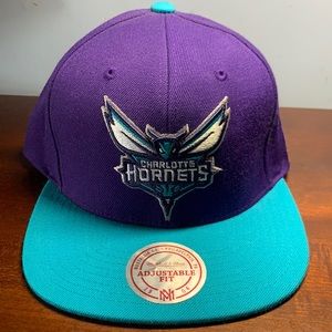 NEW Mitchell & Ness Charlotte Hornets Hat